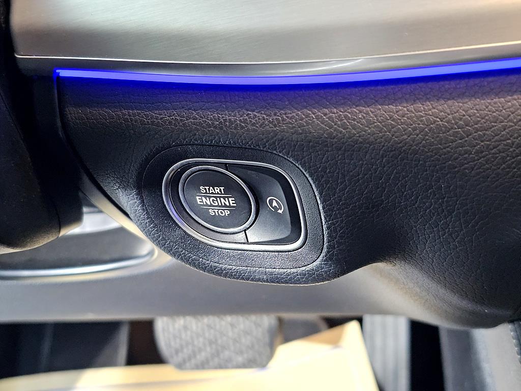 Mercedes Benz GLE Class - Vista 12