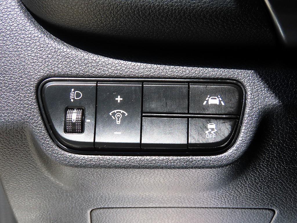 KIA Seltos - Vista 11