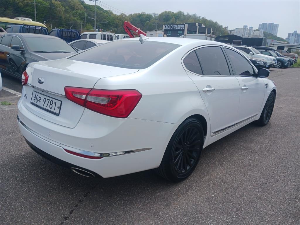 KIA K7 - Vista 2