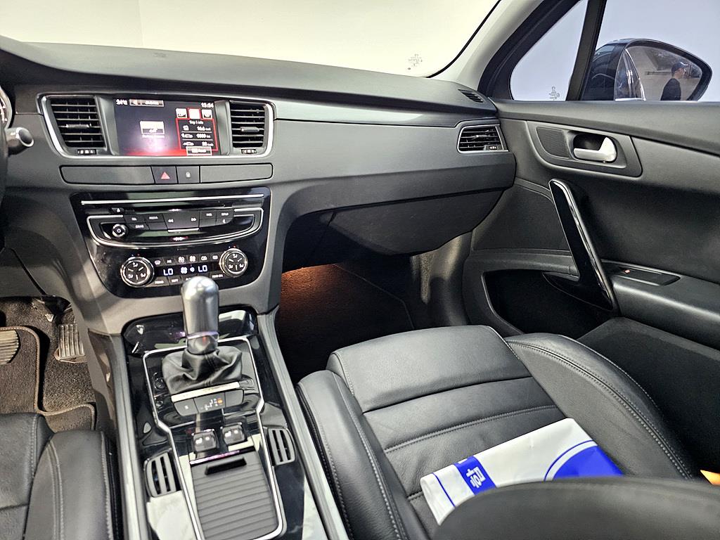 Peugeot 508 - Vista 10