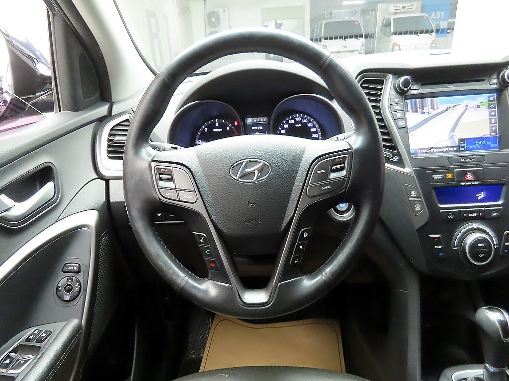 HYUNDAI Santa Fe - Vista 7