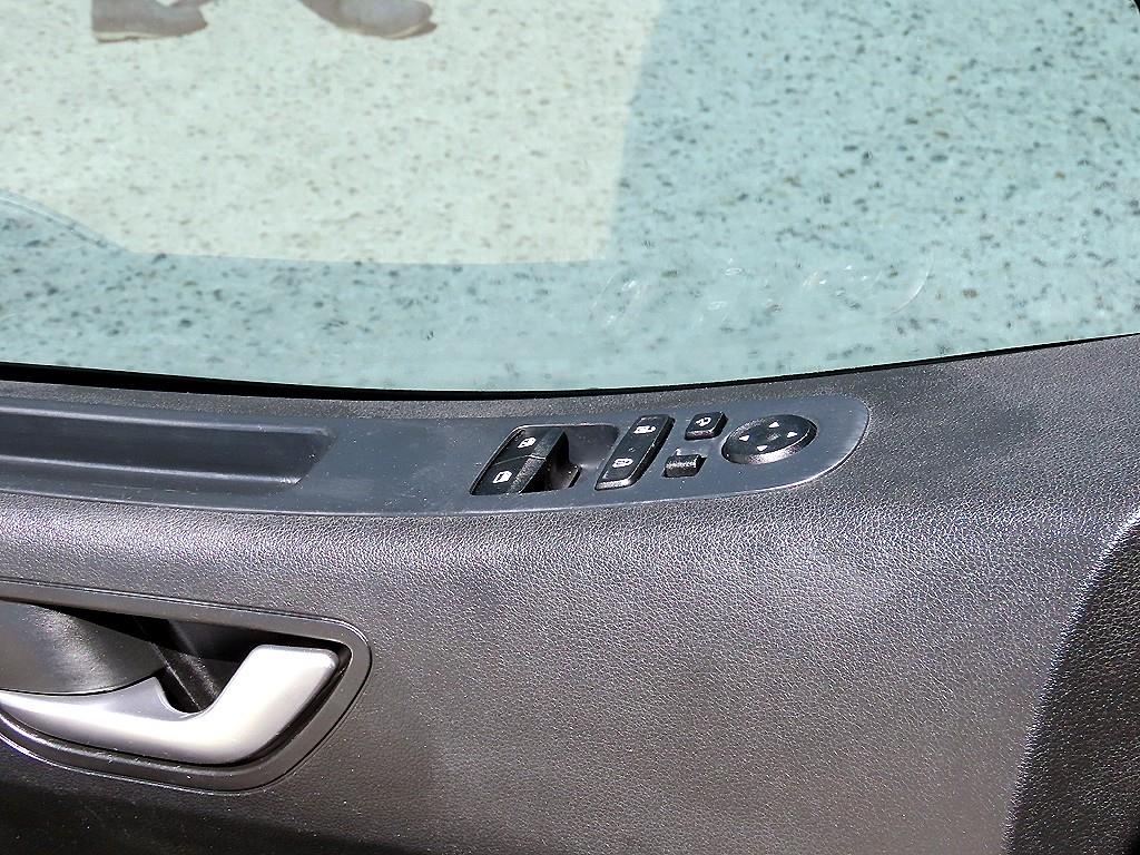 HYUNDAI Staria - Vista 11