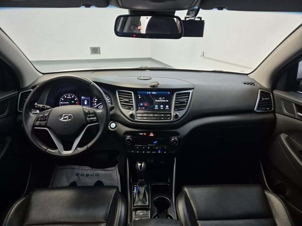 HYUNDAI Tucson - Vista 7
