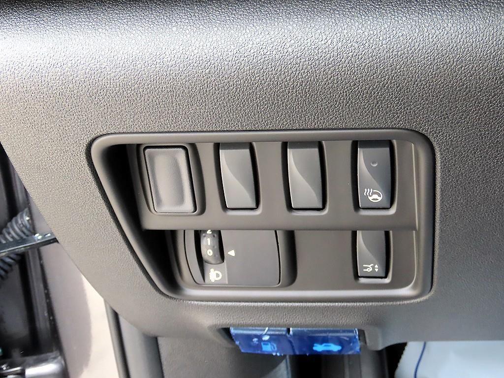 SAMSUNG QM6 - Vista 12