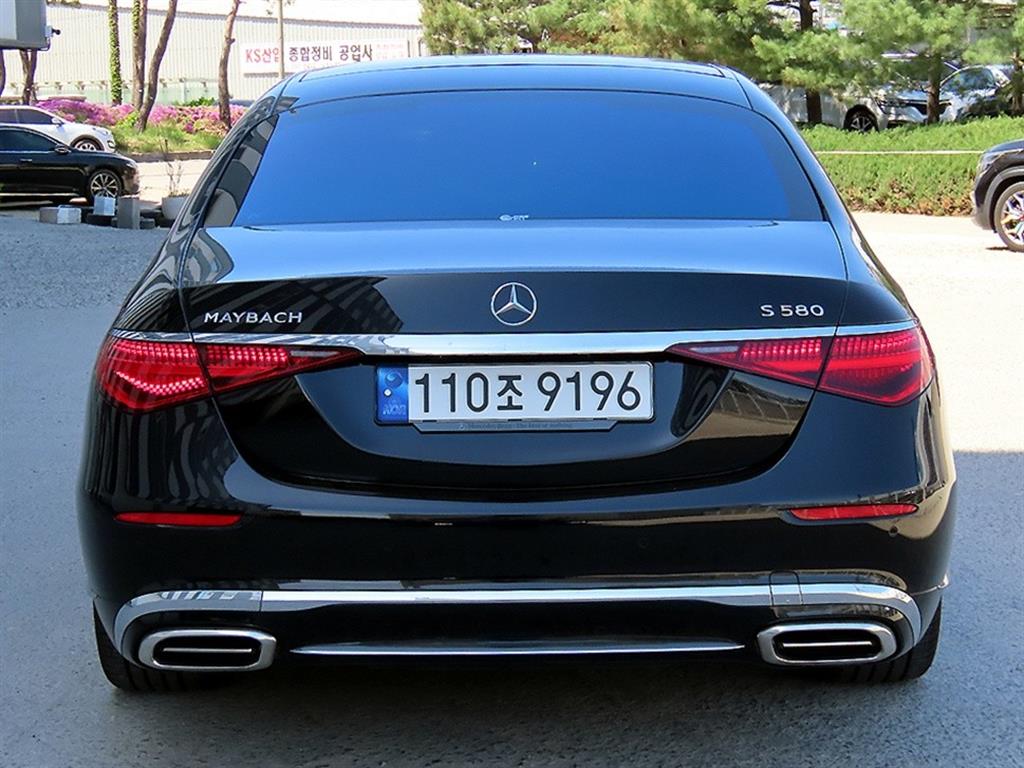 Mercedes Benz S Class - Vista 4