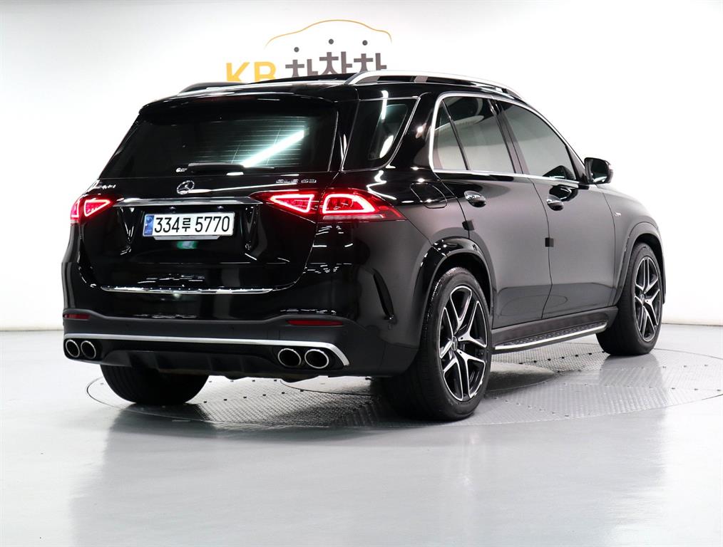 Mercedes Benz GLE Class - Vista 3