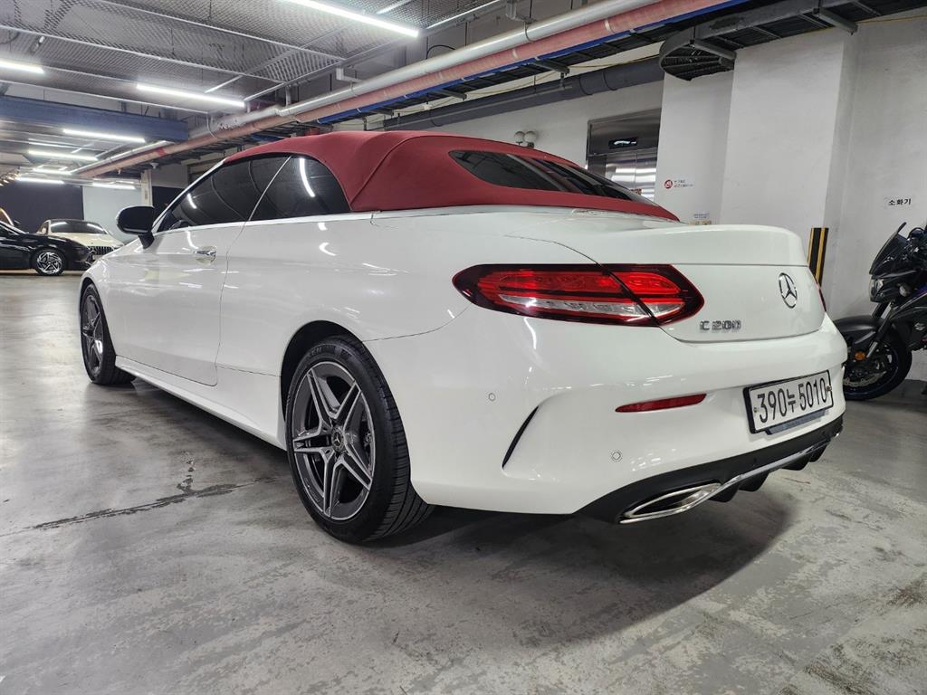 Mercedes Benz C Class - Vista 5