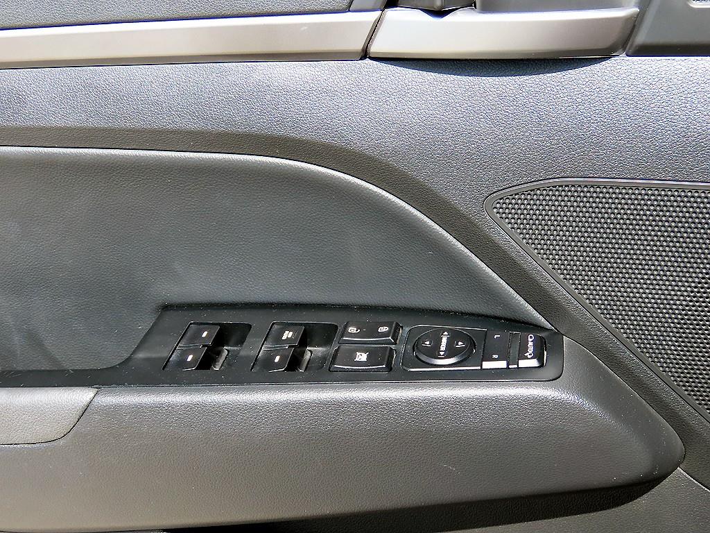 HYUNDAI Avante - Vista 11