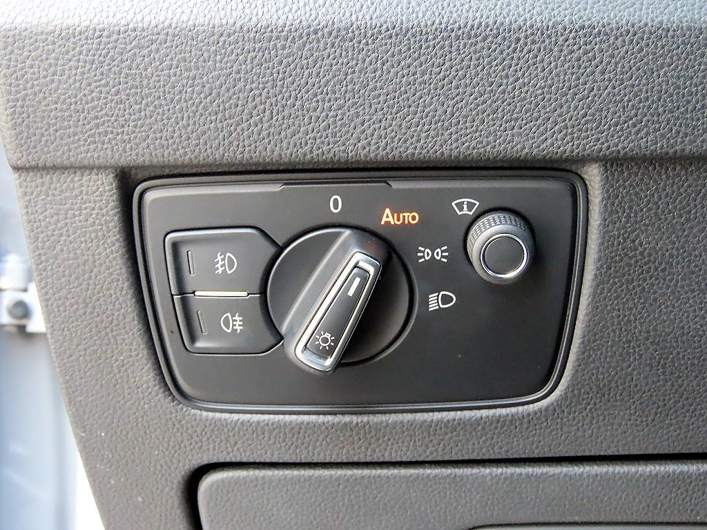 Volkswagen Passat 2022 Gris - Importación desde Corea - HF Imports Iquique - Foto 13