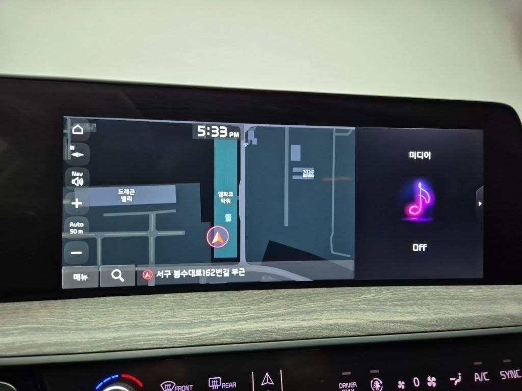KIA K8 - Vista 10