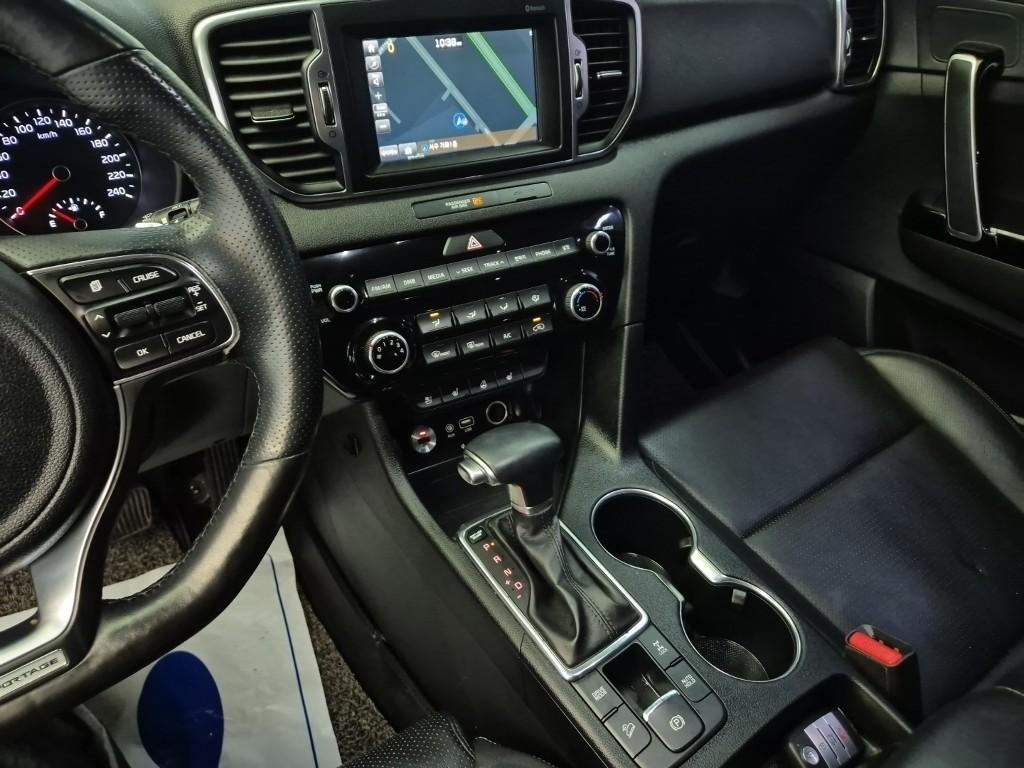 KIA Sportage - Vista 10