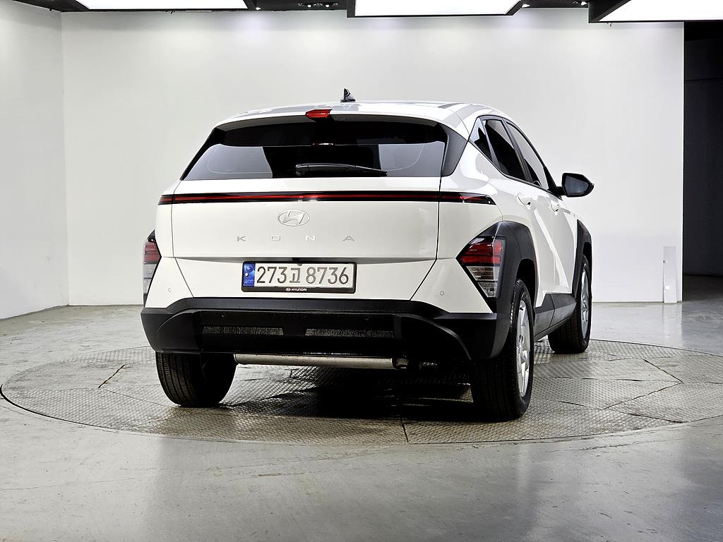 HYUNDAI Kona - Vista 3