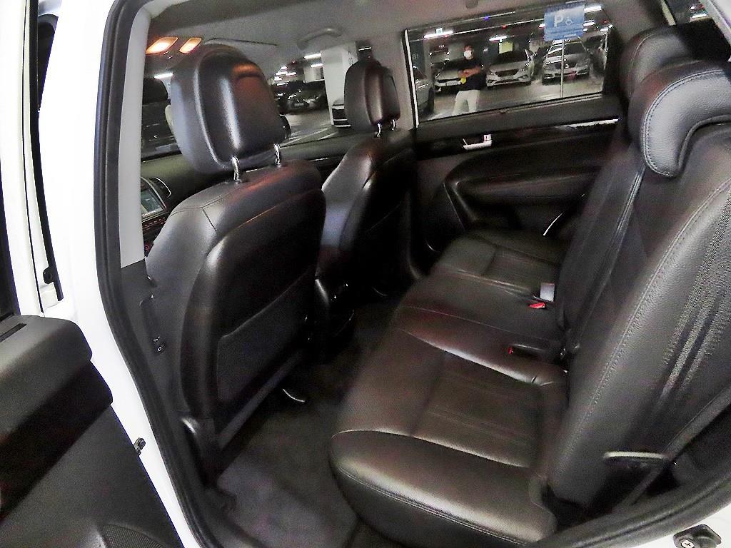 KIA Sorento - Vista 7