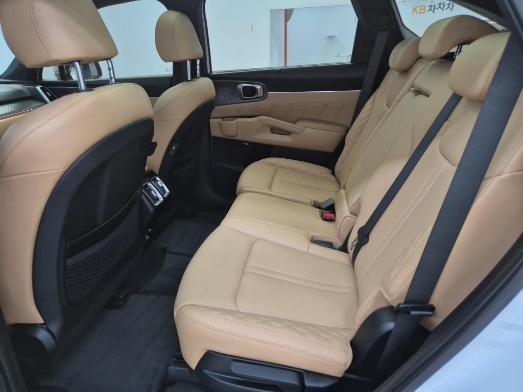 KIA Sorento - Vista 7