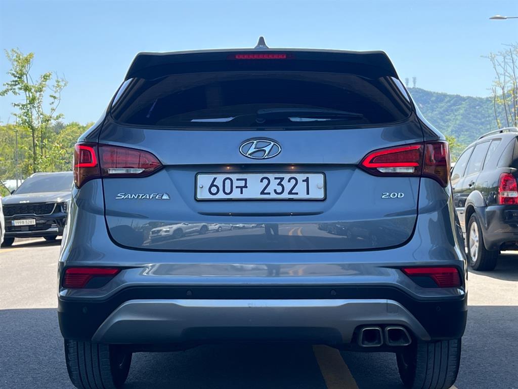 HYUNDAI Santa Fe - Vista 3