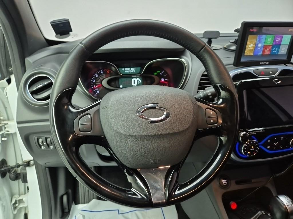 SAMSUNG QM3 - Vista 9