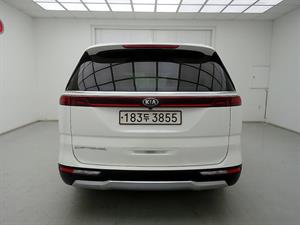KIA Carnival - Vista 6