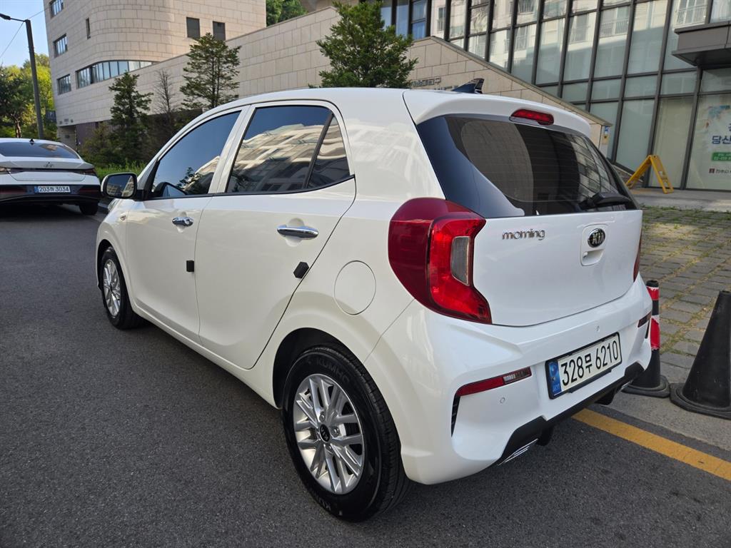 KIA Morning - Vista 4