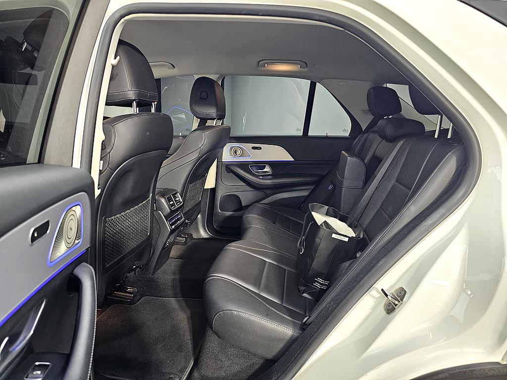 Mercedes Benz GLE Class - Vista 9