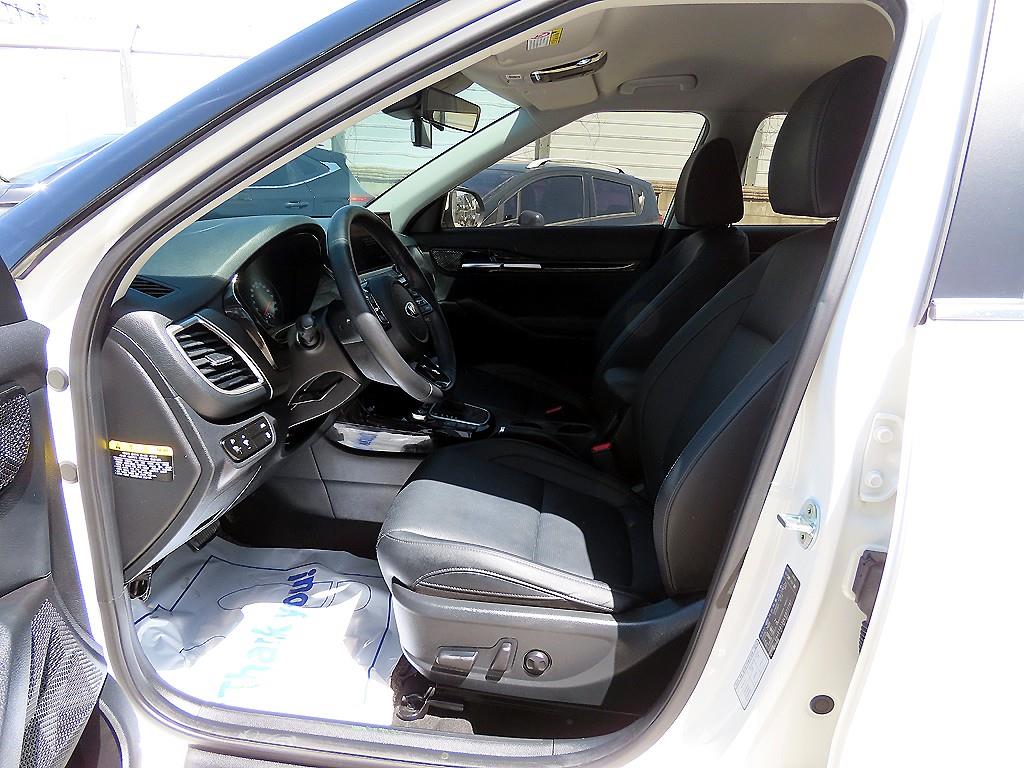KIA Seltos - Vista 5