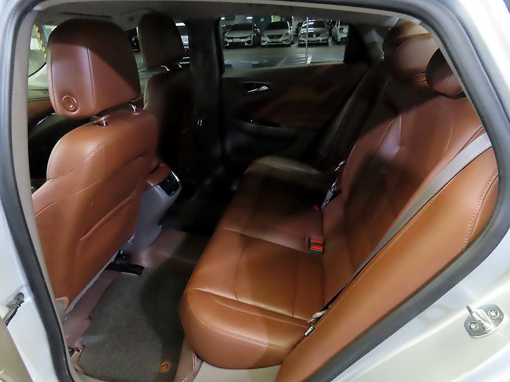 Chevrolet Malibu - Vista 7