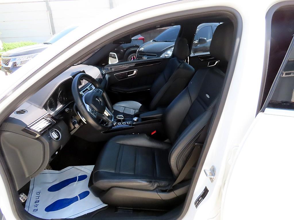 Mercedes Benz E class - Vista 5