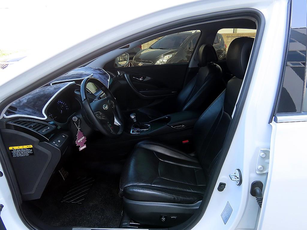 HYUNDAI Grandeur - Vista 5