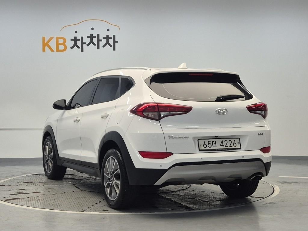 HYUNDAI Tucson - Vista 2