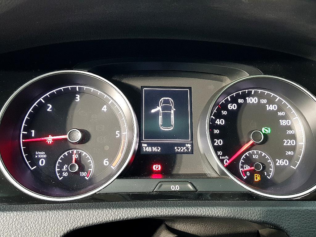 Volkswagen Golf - Vista 7