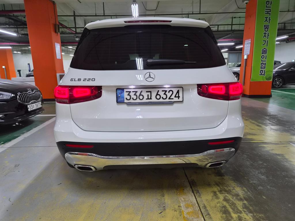 Mercedes Benz GLB Class - Vista 3