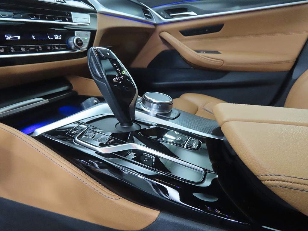 BMW 5 Series - Vista 11