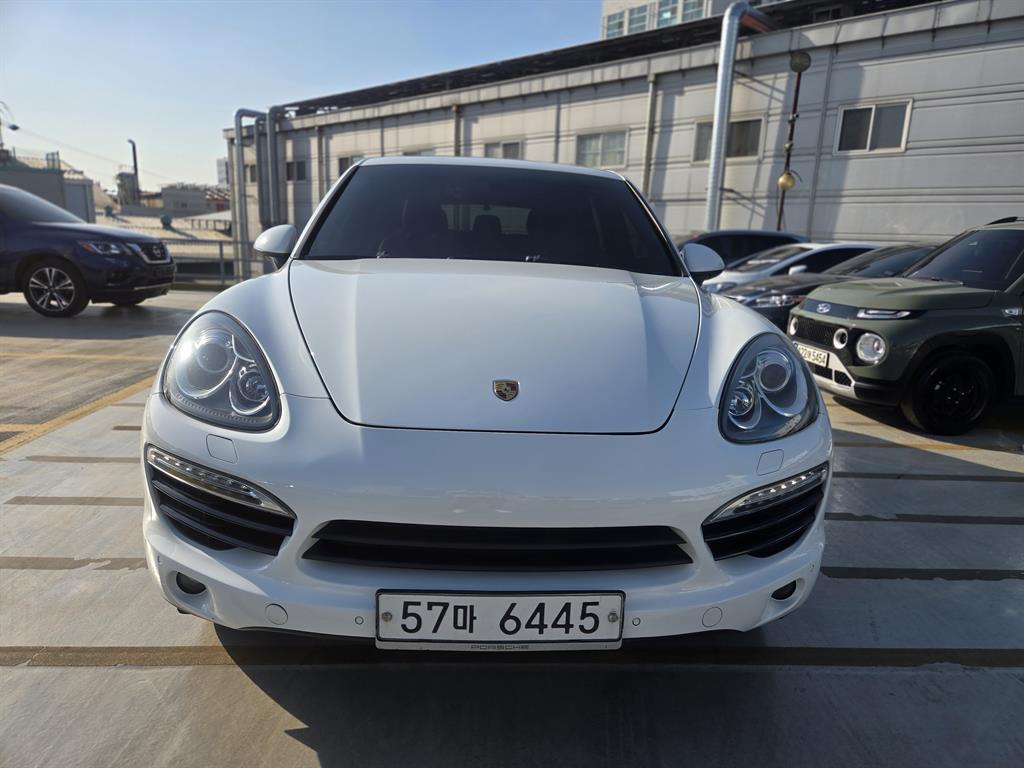 Porsche Cayenne 2012 Blanco - Importación desde Corea - HF Imports Iquique - Foto 1