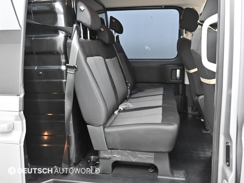 HYUNDAI Staria - Vista 12