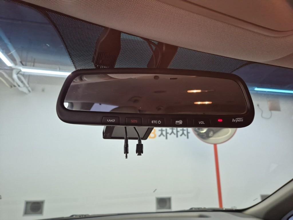 KIA Carnival 2019 Negro - Importación desde Corea - HF Imports Iquique - Foto 13