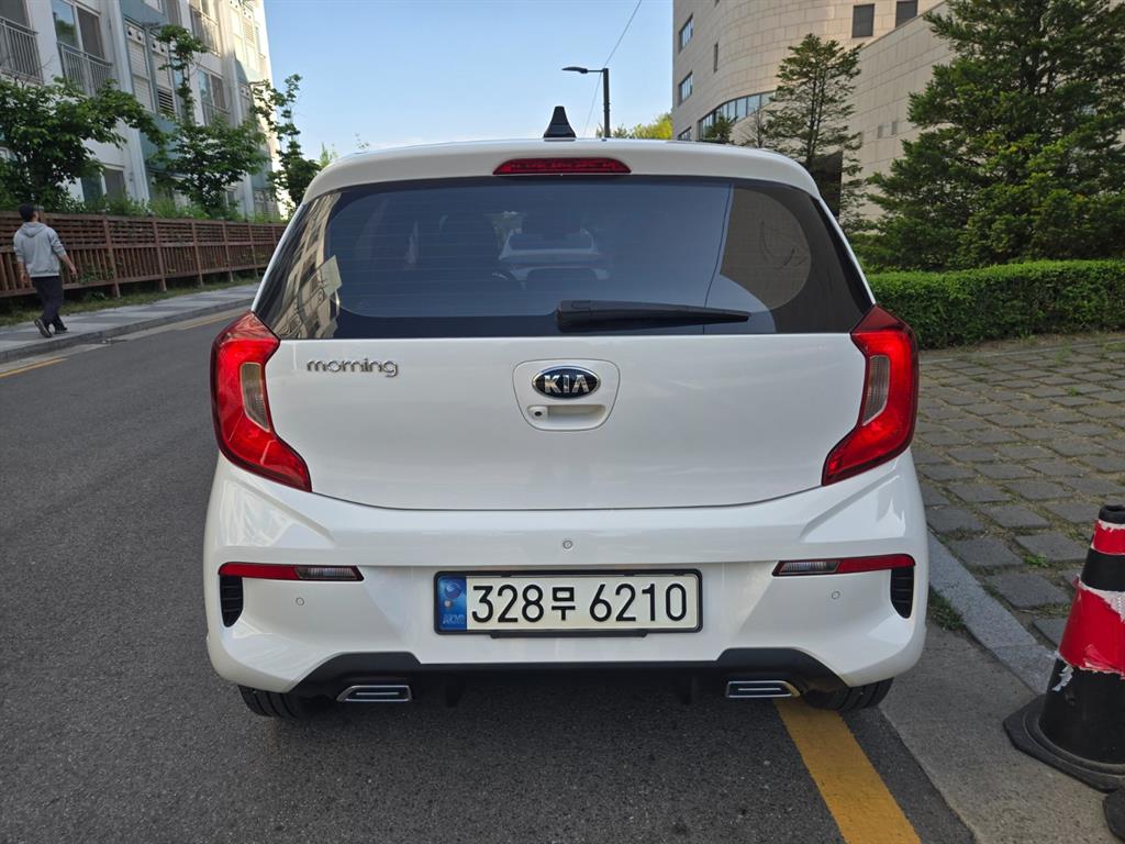 KIA Morning - Vista 5