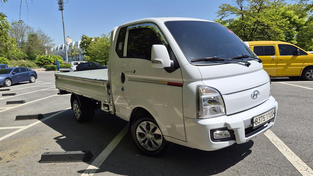 Small Truck Cargo (small) - Vista 2