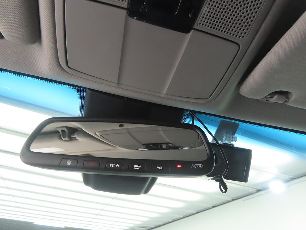 HYUNDAI Grandeur - Vista 12