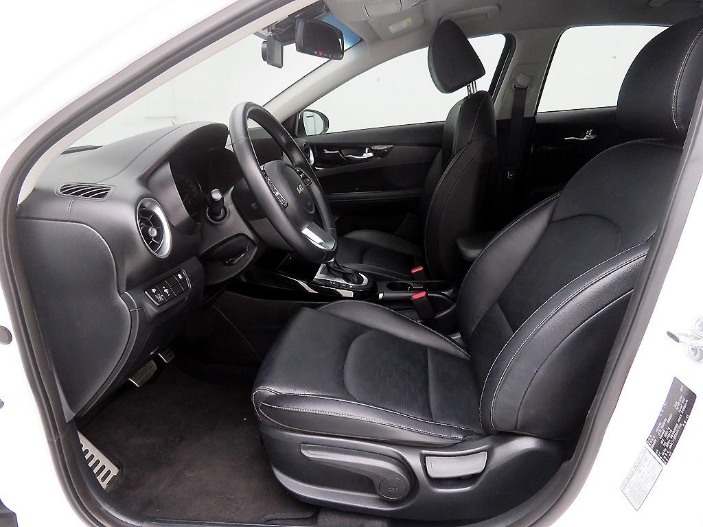 KIA K3 - Vista 5
