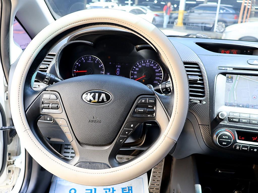 KIA K3 2013 Blanco - Importación desde Corea - HF Imports Iquique - Foto 8
