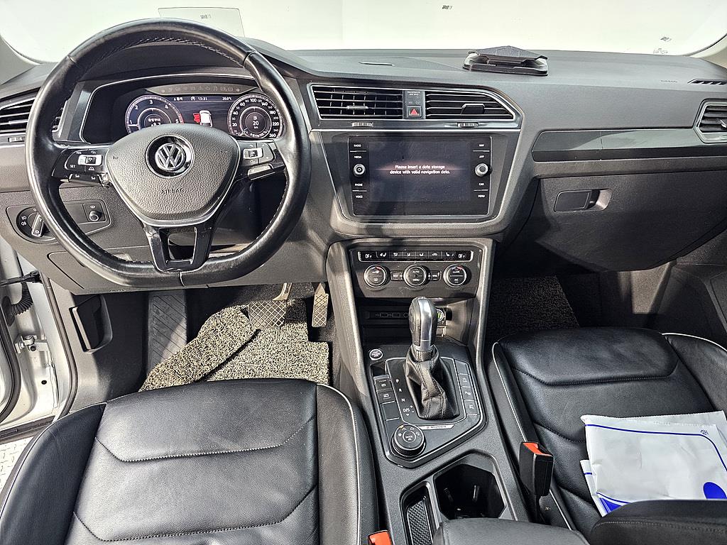 Volkswagen Tiguan - Vista 5