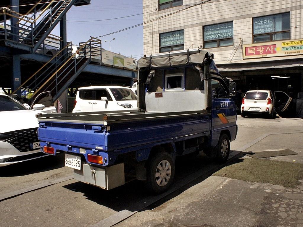 Small Truck Cargo (small) - Vista 7