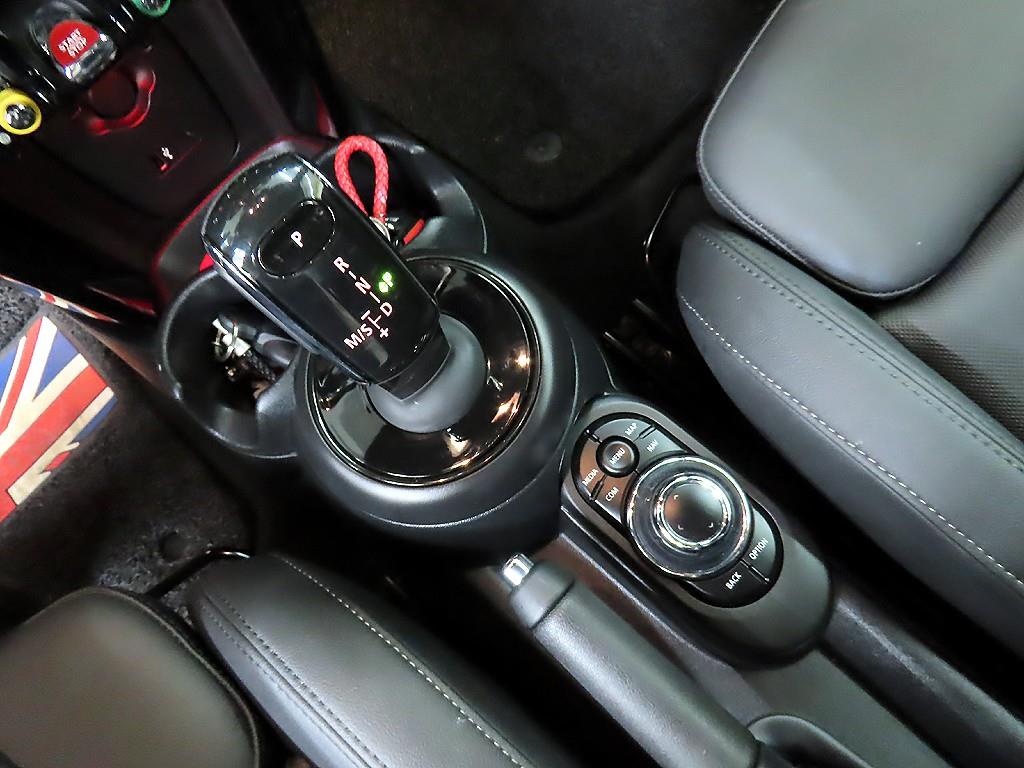 Mini Cooper Convertible - Vista 10