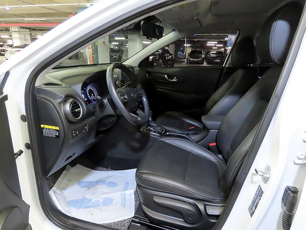 HYUNDAI Kona - Vista 6