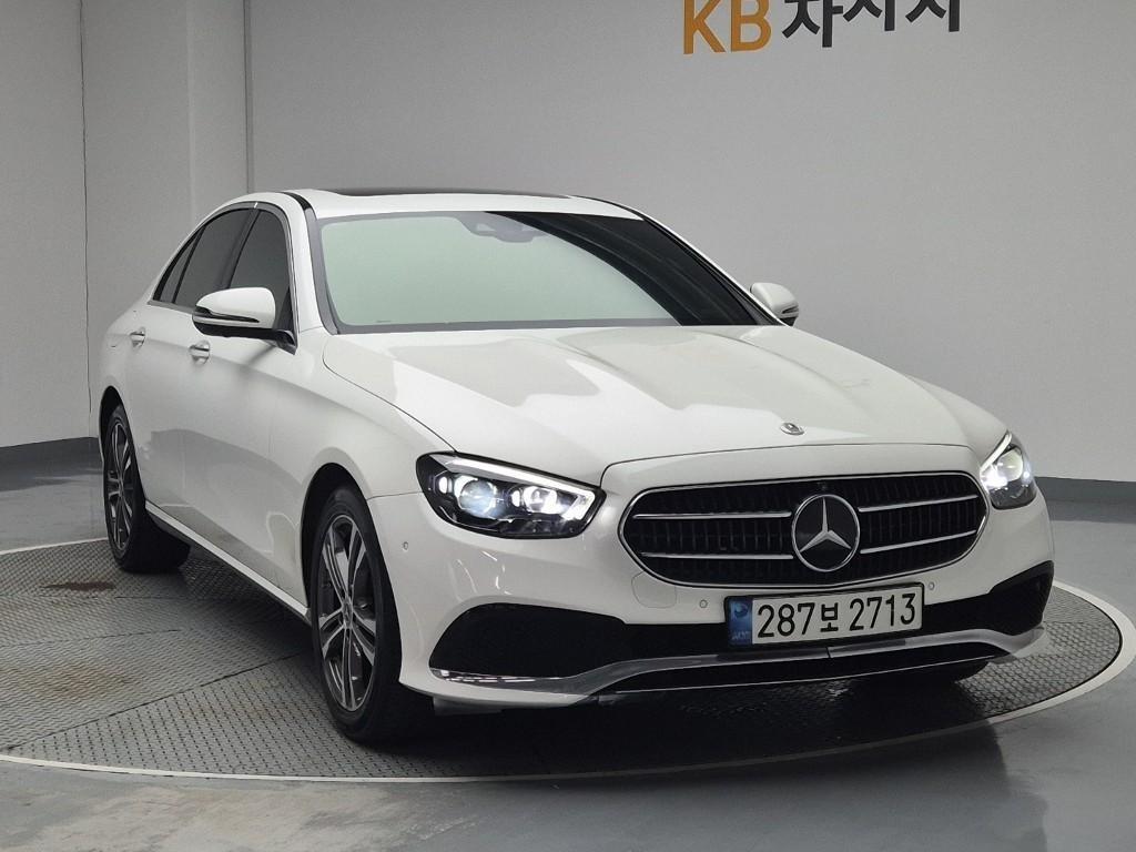 Mercedes Benz E class - Vista 2