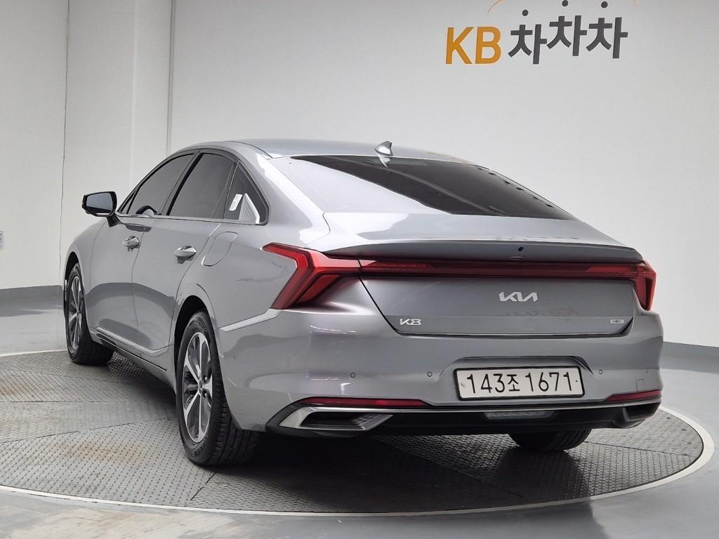 KIA K8 - Vista 2