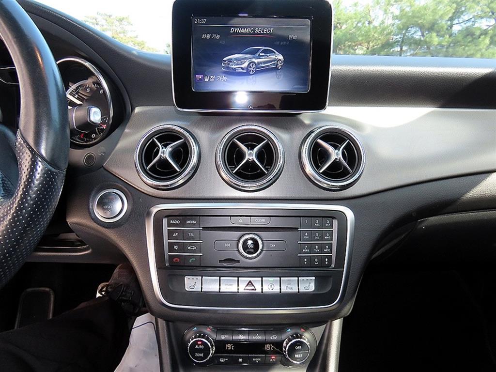 Mercedes Benz CLA Class 2018 Blanco - Importación desde Corea - HF Imports Iquique - Foto 13