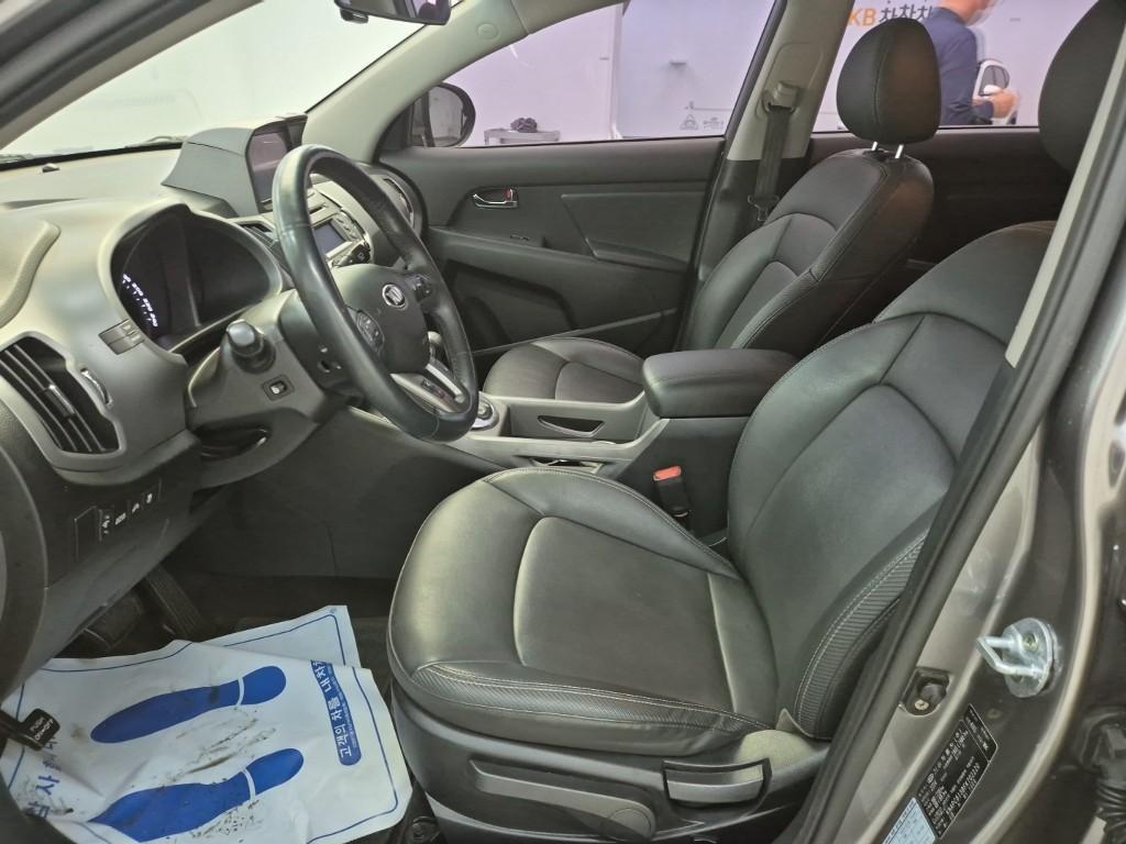 KIA Sportage - Vista 11