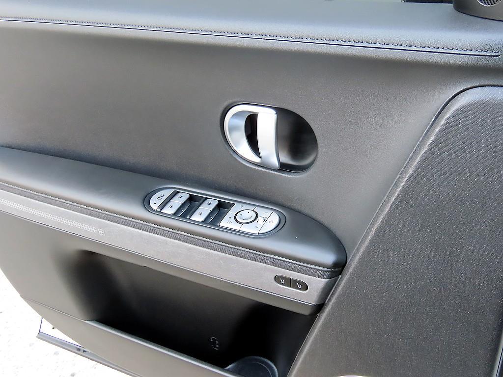 HYUNDAI Ioniq 5 - Vista 12