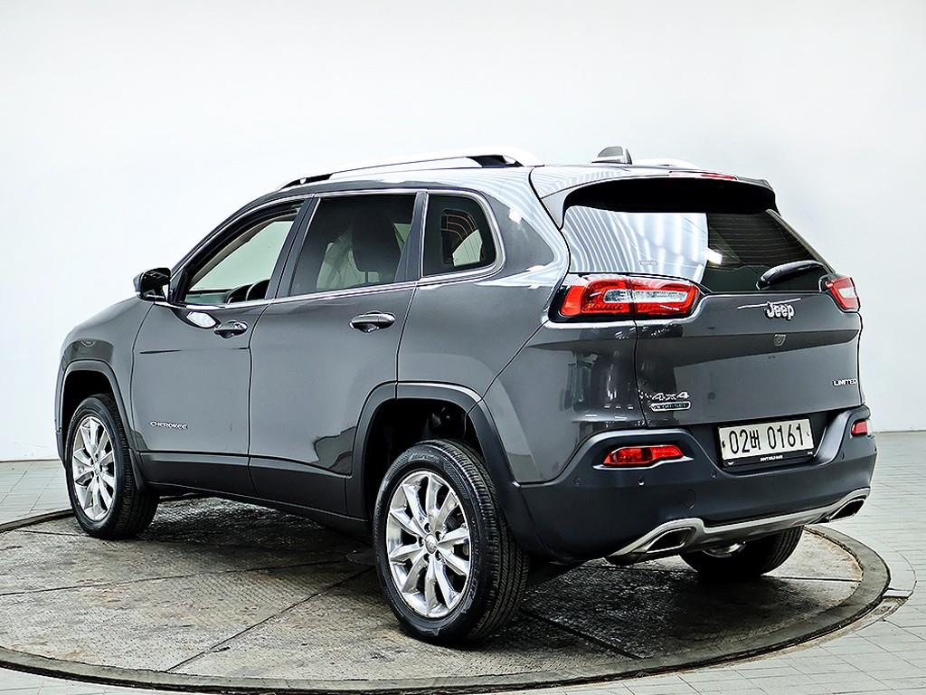 Jeep Cherokee - Vista 7