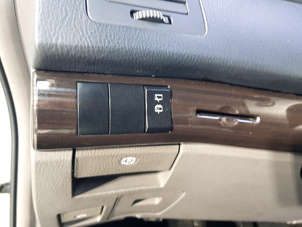 Ssangyong Korando - Vista 12